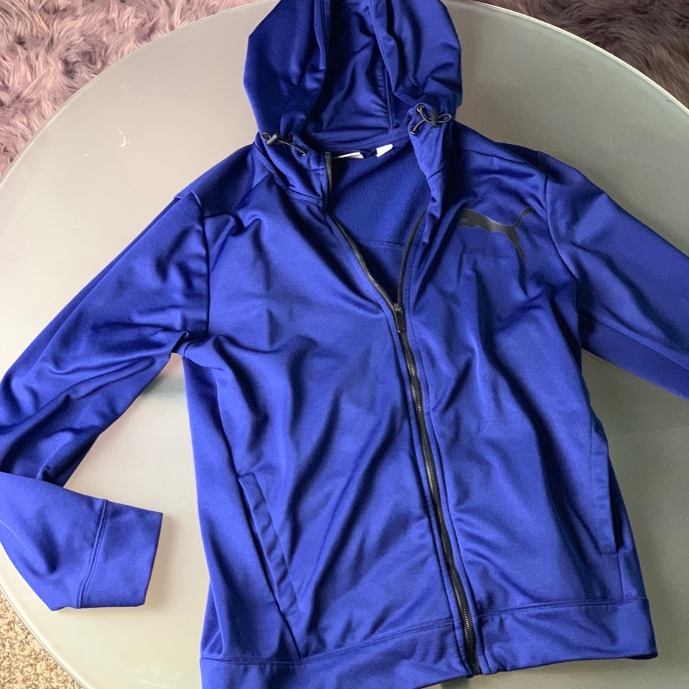 PUMA women’s size small zip up hoodie